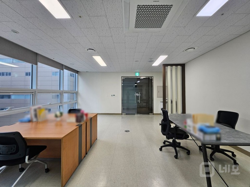 코너 실 17평 룸1 탕비 11월 중순 경 입주협의 매물의 7번째 사진