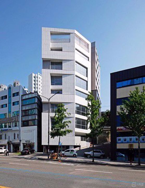 이대역 역세권, 대로변 1층에 위치한 염리동 공실 상가 매물의 8번째 사진