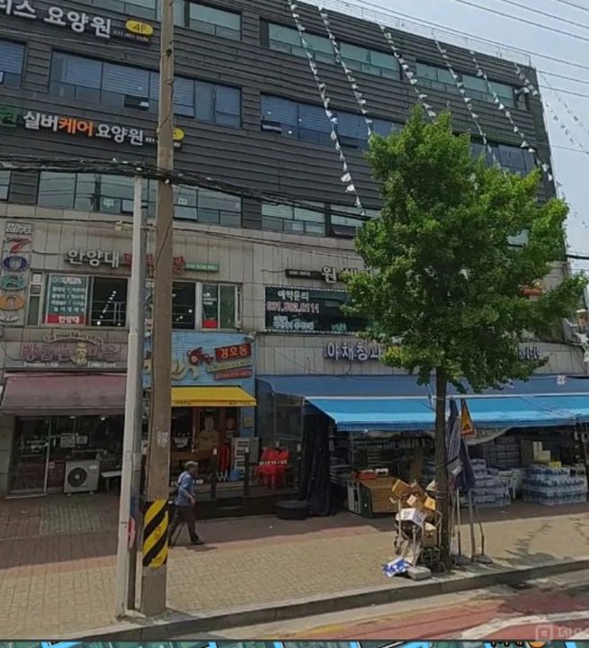 횡단보도 앞, 접근성 좋은 본오동 미용실 매물의 8번째 사진