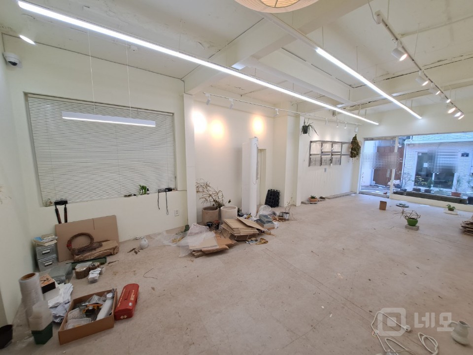 ▷전포사잇길 트랜디한 인테리어 1층 월세,권리금 최저급매★ 매물의 1번째 사진