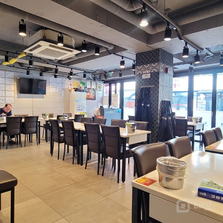 양꼬치 거리 양꼬치 전문점 급매로 권리금 대폭 인하 매물의 4번째 사진