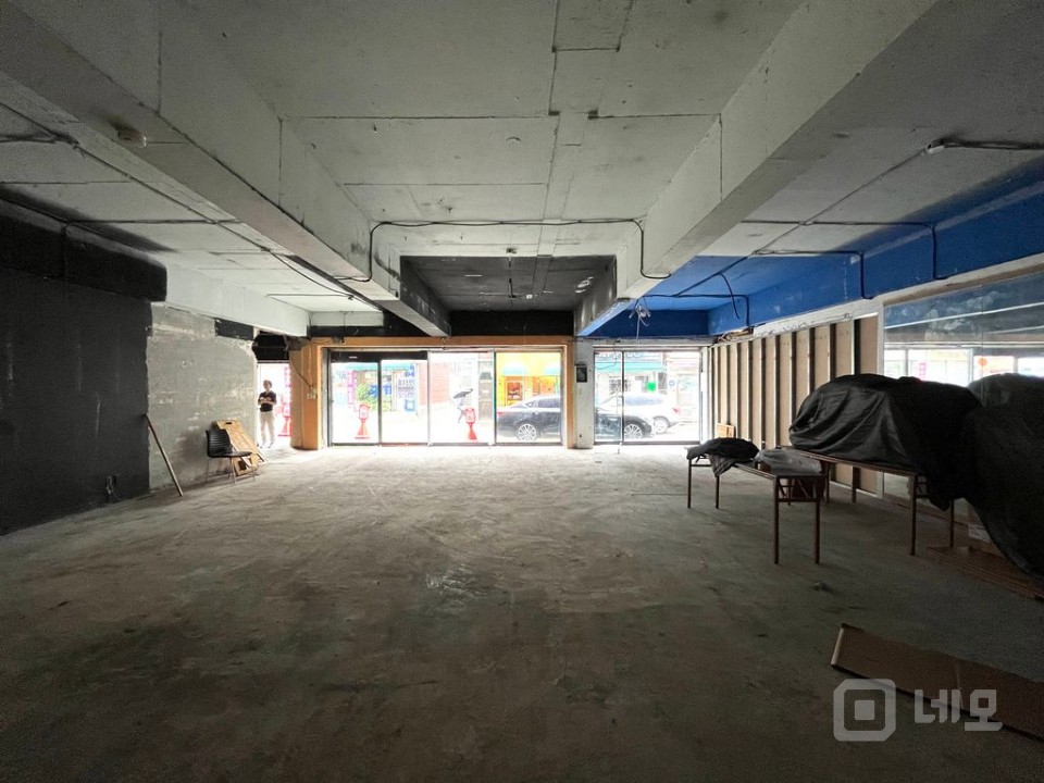 약수역 역세권, 중대형 사무실, 상가, 무권리, 주차 3대, 전용 60평 매물의 2번째 사진