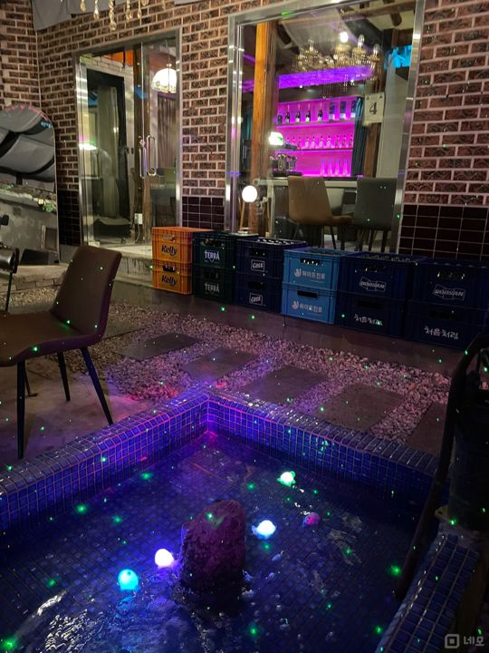 동묘 마당 분리된 공간 카페 와인다이닝 빈티지 편집샵 추천 매물의 10번째 사진