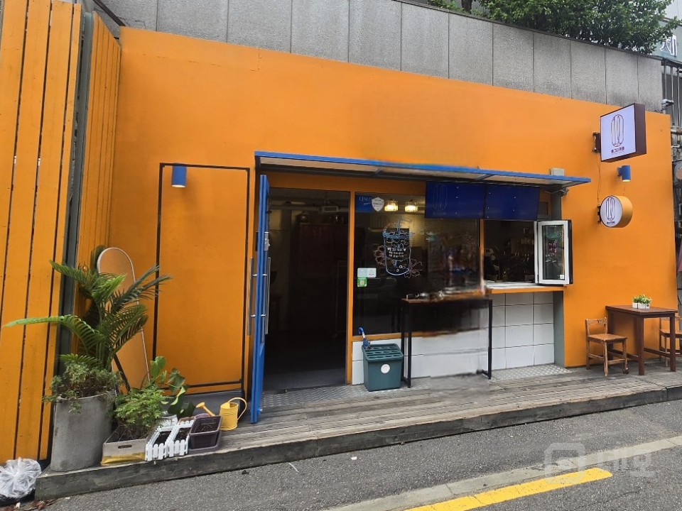 합정역 대로변 /상업지,오피스,홍대 상권 으로 유동인구 많음 매물의 1번째 사진