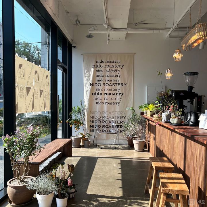 (식품제조 가능)연희동 로스터리 카페 양도 매물의 2번째 사진