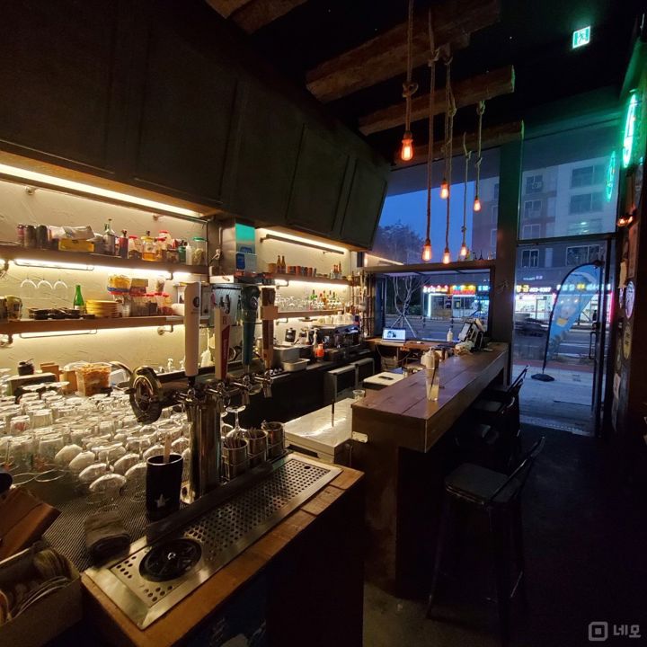 위례신도시 메인광장에 위치한 장지동 호프집 매물의 1번째 사진