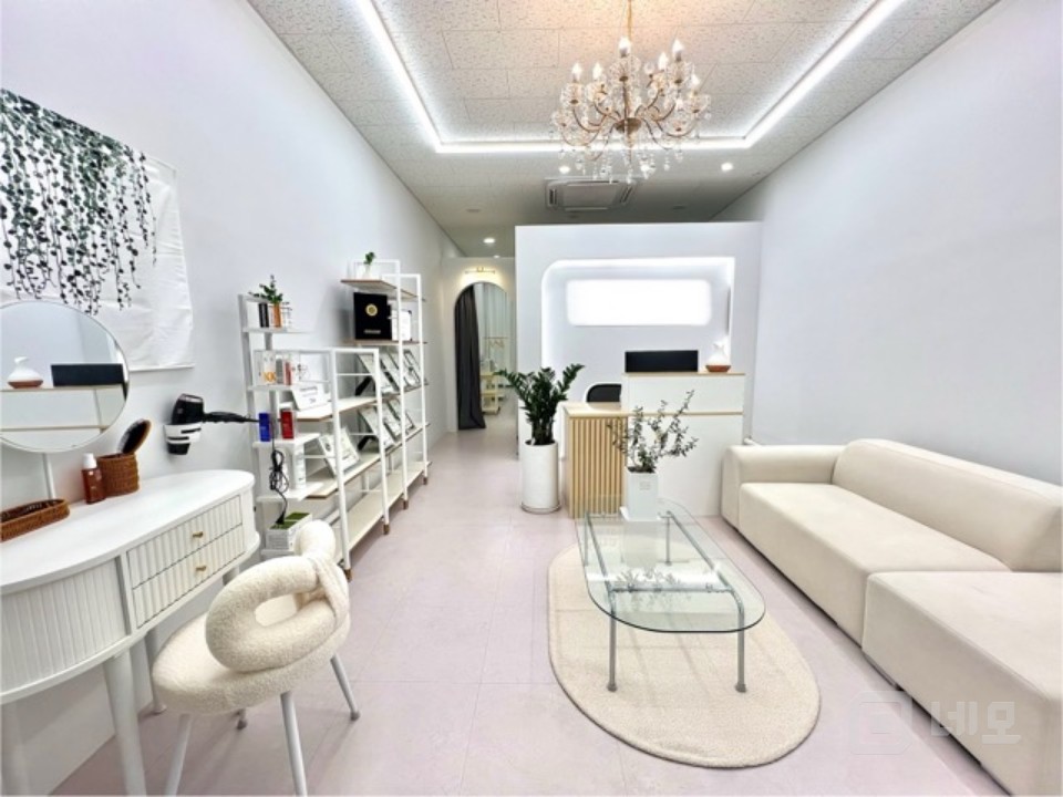 뷰티샵 시설 완비 노출도 최강 2층 상가 매물의 1번째 사진