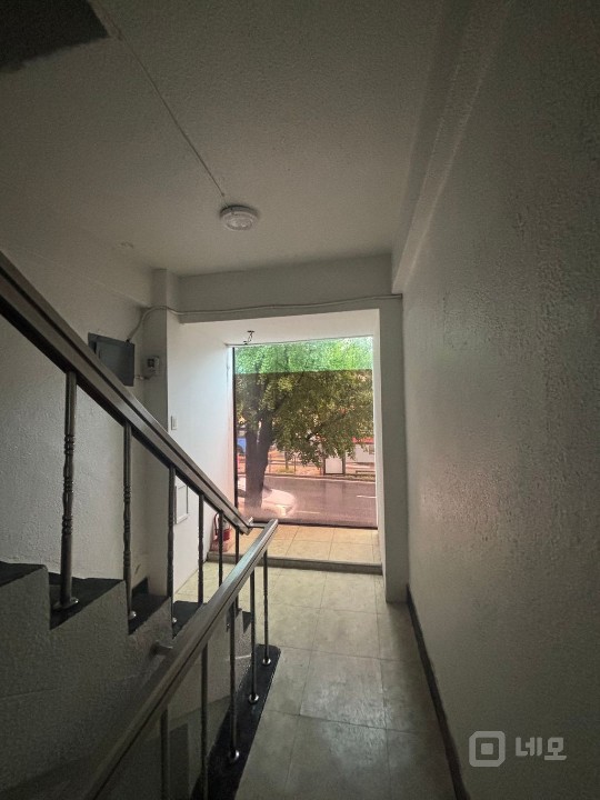 무권리 이대역 바로앞 신촌로 대로변 노출도 높은 상가 사무실 매물의 6번째 사진