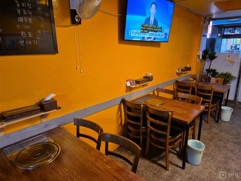 내발산동 번화가에 위치한 호프집 매물의 2번째 사진