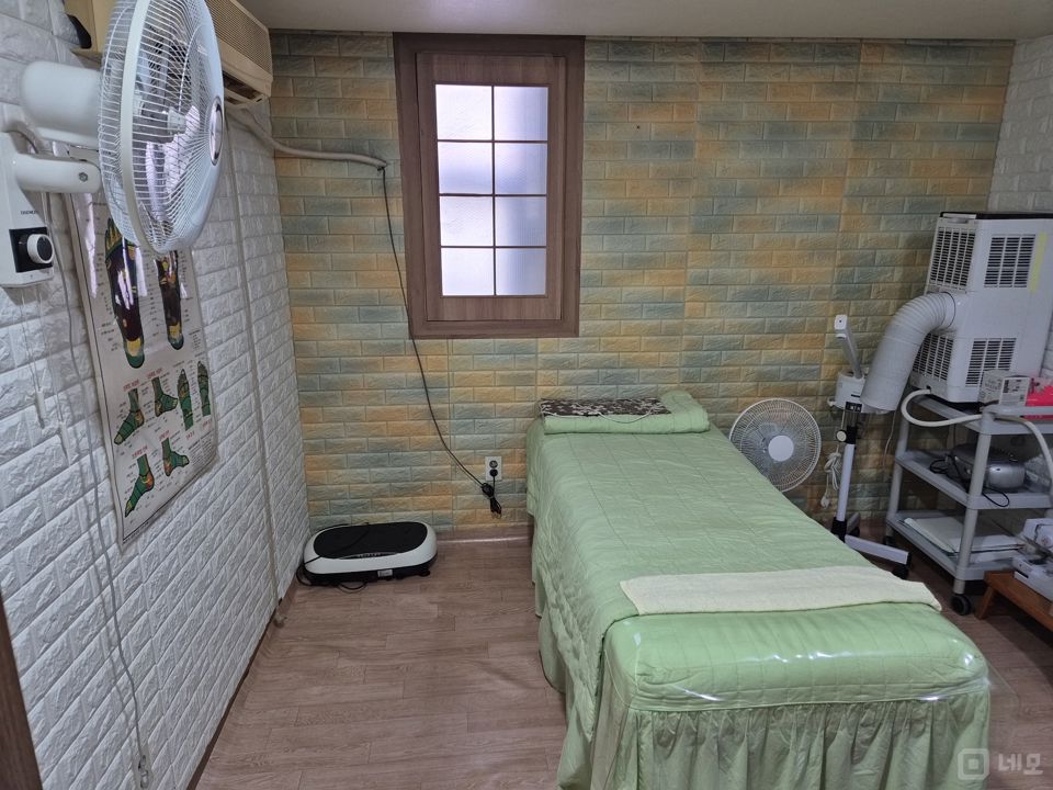 중화동 복합상권에 위치한 뷰티샵 매물의 3번째 사진