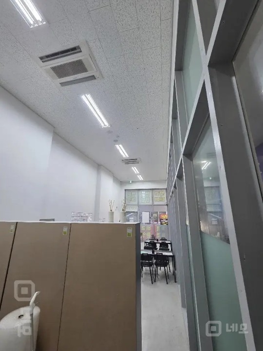 CGV건물 1층 상가 내놓습니다. 매물의 2번째 사진