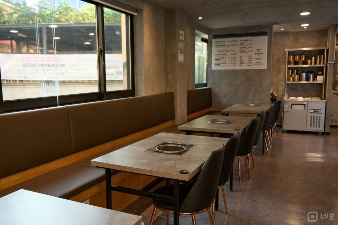남산동1가 역세권, 인테리어 및 시설 최상 고깃집 매물의 2번째 사진