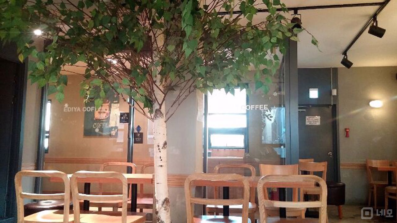 쌍문역 초역세권, 시설, 인테리어 완비, 건물 전체 사용하는 카페 매물의 5번째 사진