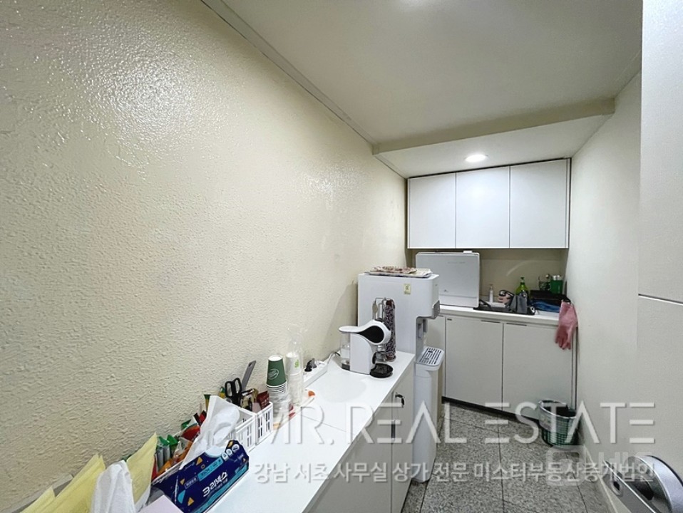 삼성역.S급가성비사무실.지상주차.내외관컨디션ACE 매물의 12번째 사진