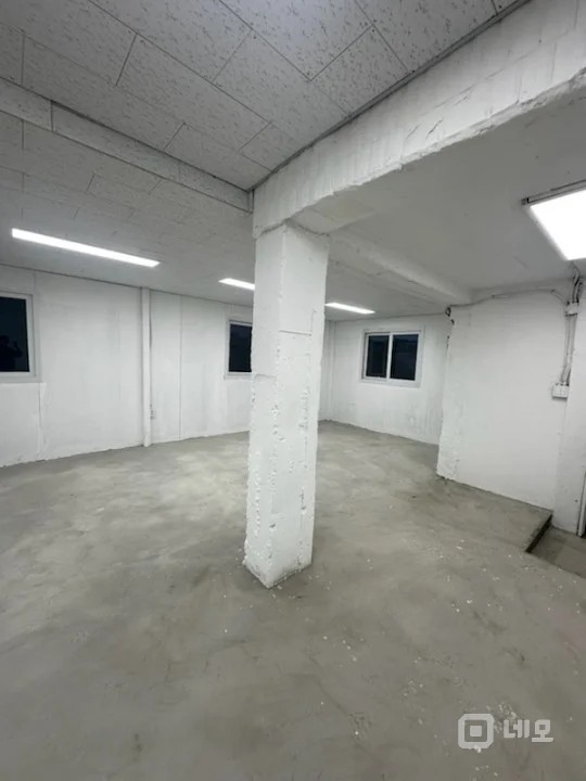 동대문구 전철역 1분거리 대로변 상가 사무실 임대  매물의 3번째 사진