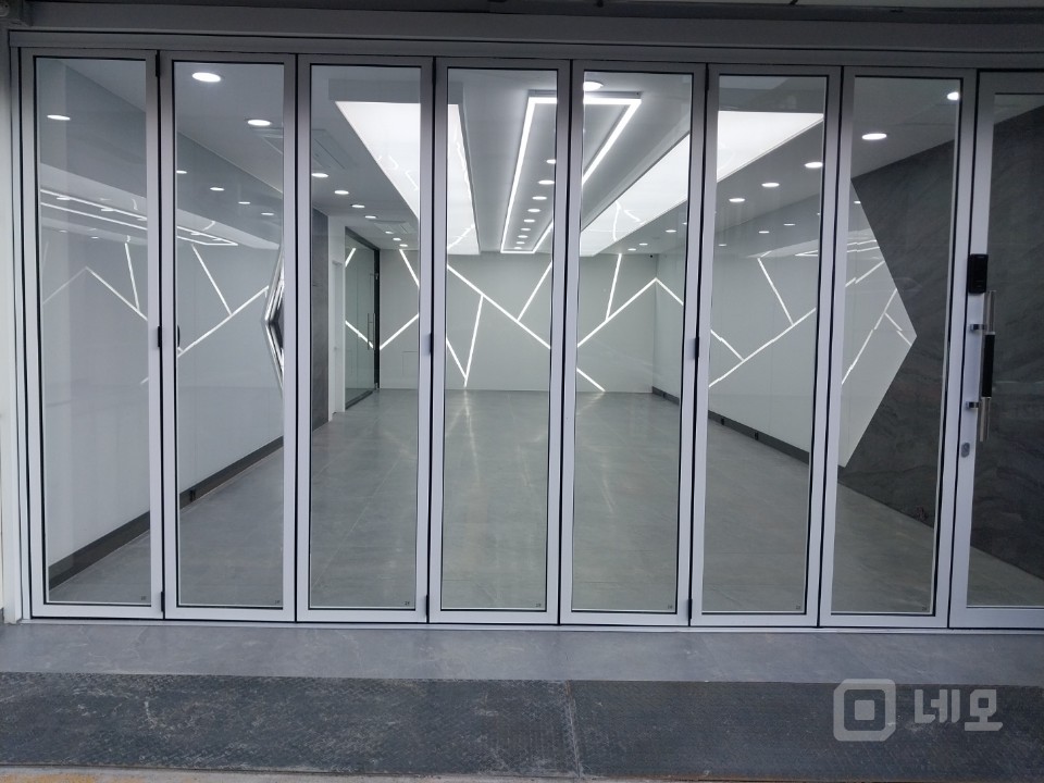 논현동 깨끗한 1층 양도 매물의 5번째 사진