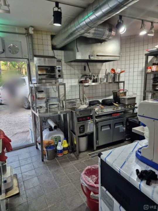 강남구 일원동, 인테리어 및 운영준비 완료된 이자카야 매물의 3번째 사진