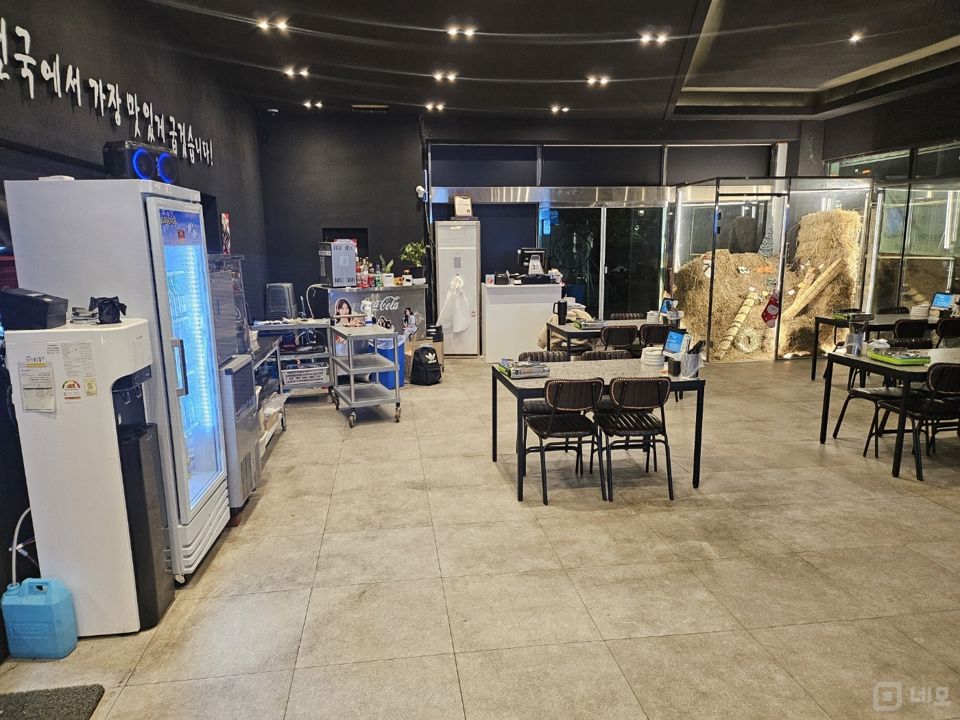 시설 집기 포함, 인테리어 완비된 원천동 대형 고깃집 매물의 2번째 사진