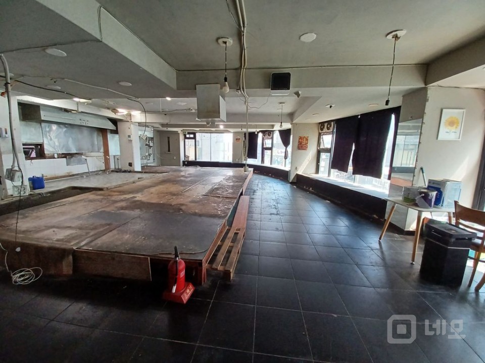 부천 역에서 가까운 유동 많은 점포임 매물의 1번째 사진