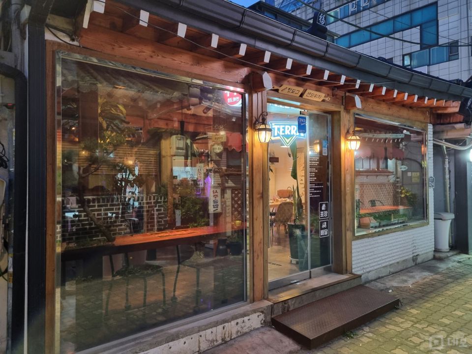동선동2가 대학가, 분위기 좋은 인테리어 이자카야 매물의 5번째 사진