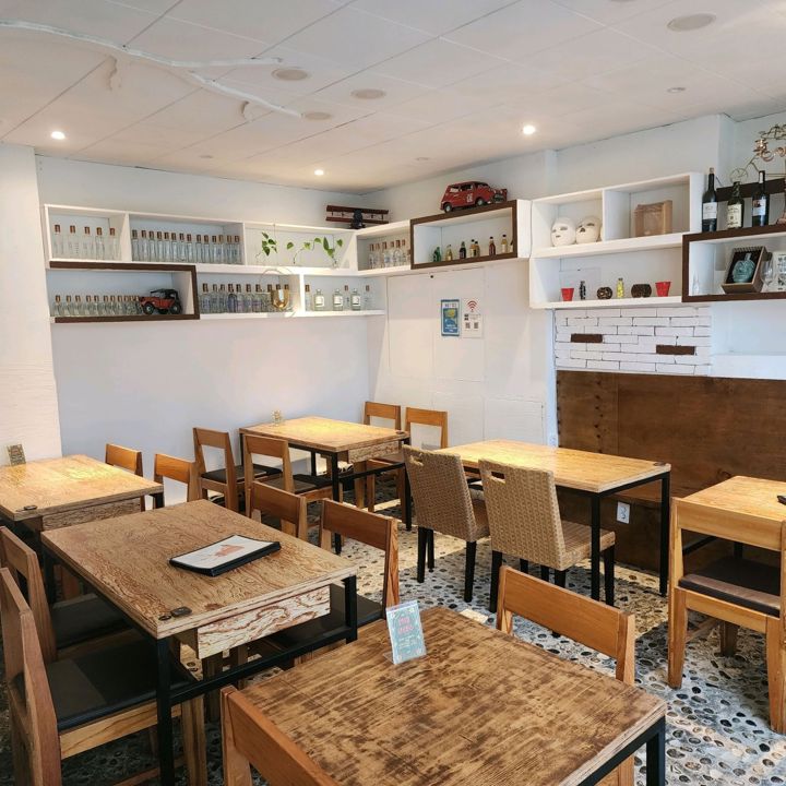 정릉동 깔끔한 시설 및 인테리어 맥주호프점 매물의 1번째 사진