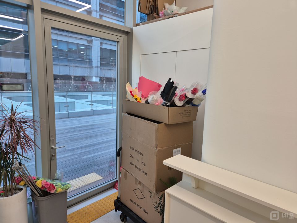 구로동 상권 잡혀있는 꽃집 매물의 2번째 사진
