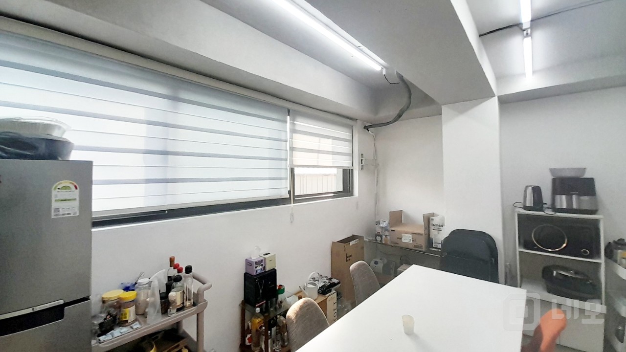 🏢 브랜드 시그니처에 걸맞는 단 하나의 건물 매물의 22번째 사진