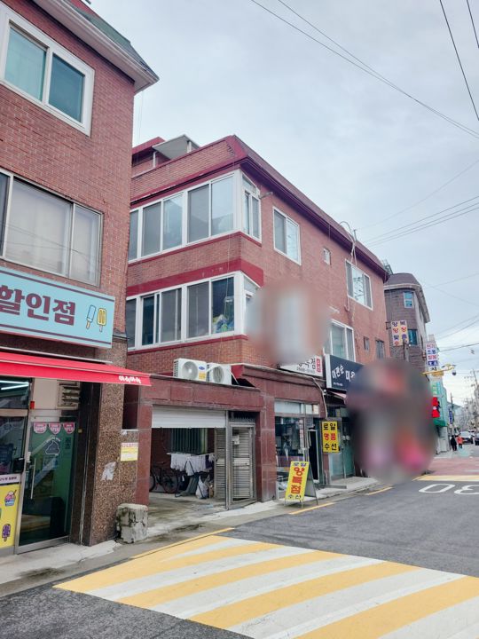 개봉동 복합상권에 위치한 의류판매점 매물의 6번째 사진