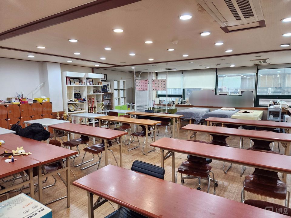 강남역 초역세권, 역삼동 점포 매물의 4번째 사진