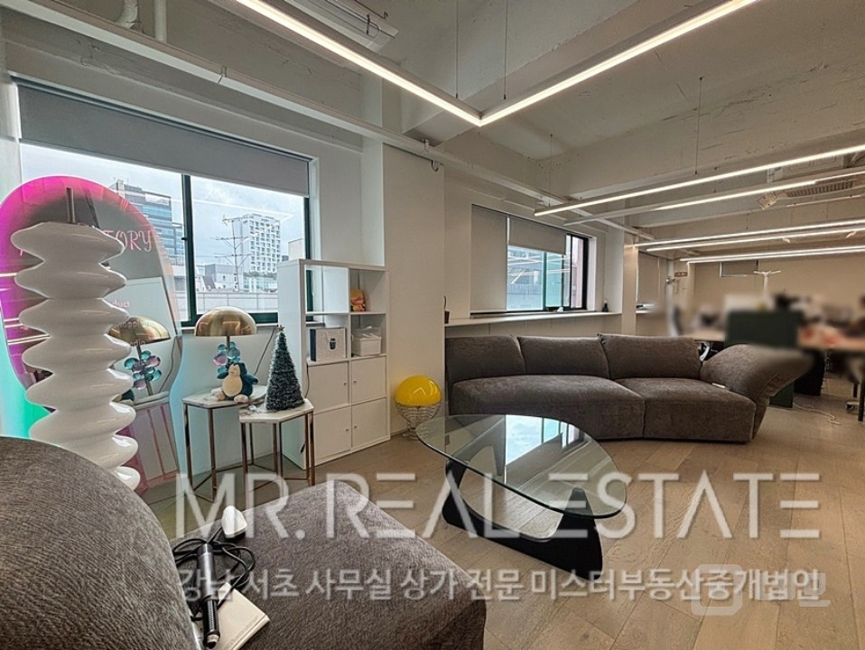 도산공원사거리.대로변.인테리어ACE사무실.발렛가능 매물의 13번째 사진
