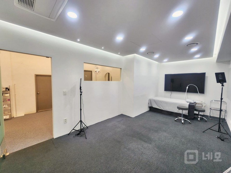 신사역 2분 인테리어 A급 뷰티샵 매물의 5번째 사진