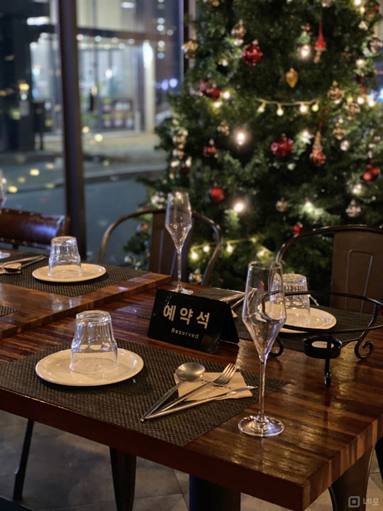 인테리어 완료된 1층 코너에 위치한 비전동 상가 매물의 3번째 사진