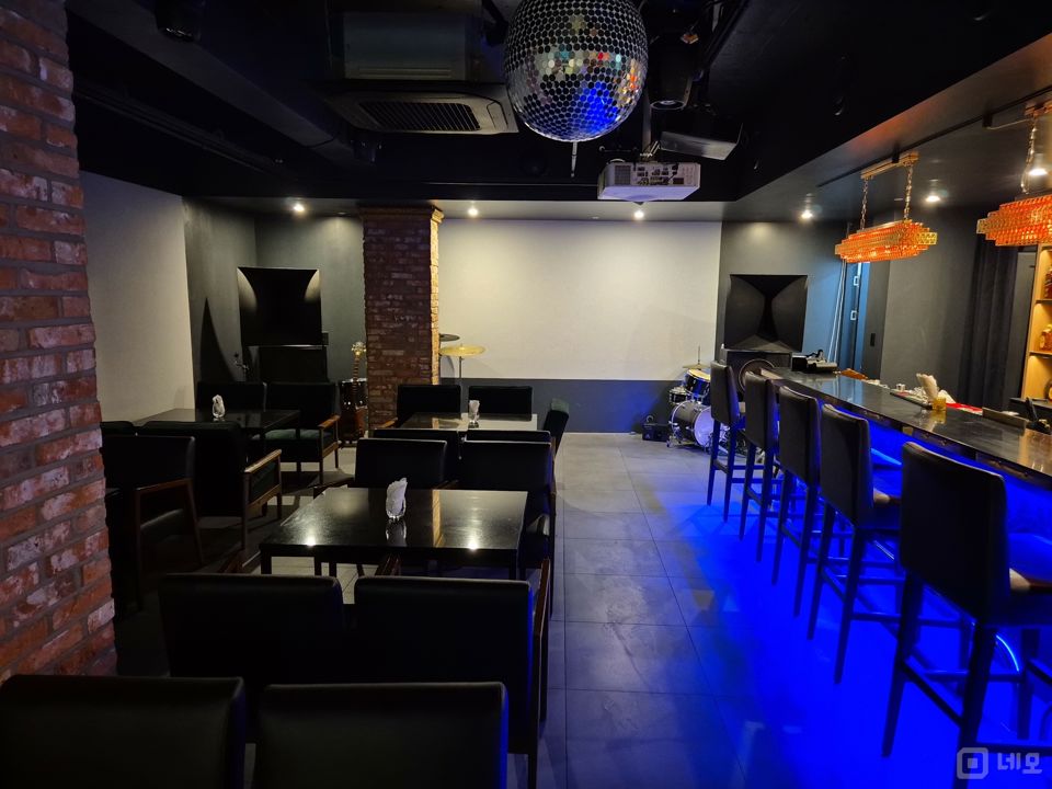 신사동 내부 상태 훌륭한 BAR 매물의 3번째 사진
