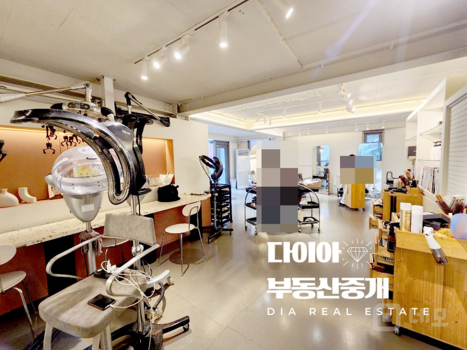 DIA 소문나서 많이 찾아오는 미용실자리  매물의 1번째 사진