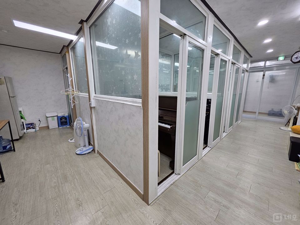 접근성 좋은 대로변, 다양동 3층 상가 매물의 1번째 사진