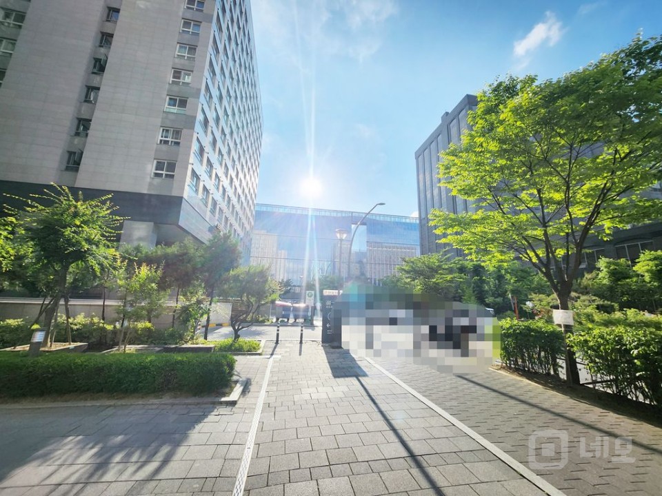 음식점 풀 인테리어, 오피스텔 단지내 상가 주거 사무실 인구 혼재 상권 매물의 15번째 사진