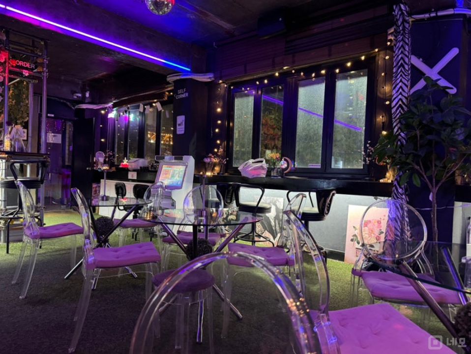 문래동 번화가에 위치한 BAR 매물의 4번째 사진