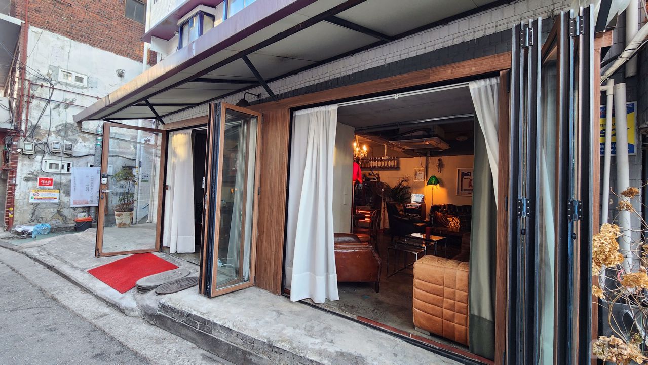 고급스러운 인테리어, 단골고객 많은 성수동 바 매물의 12번째 사진