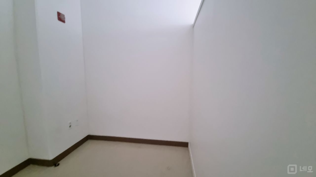 전용28 룸3 탕비 신축 인프라 최상 지산건물 매물의 10번째 사진