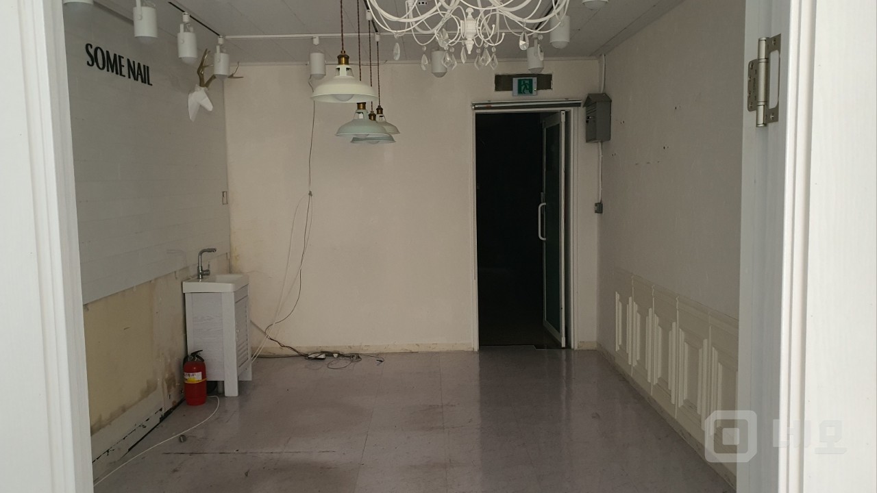 화정로데오입구 네일 피부미용 사무실 추천 환하고 화정역5분으로 접근성좋음 매물의 6번째 사진