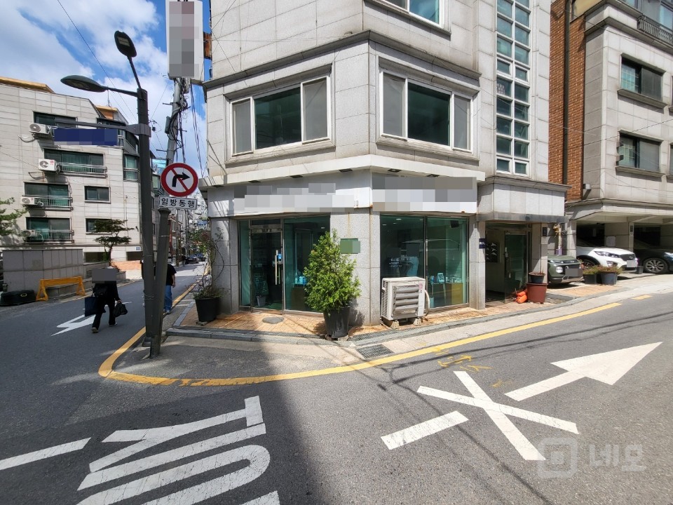 🛑RHEA🛑무권리 코너변 1층 상가로 가시성 최상입니다. 매물의 9번째 사진