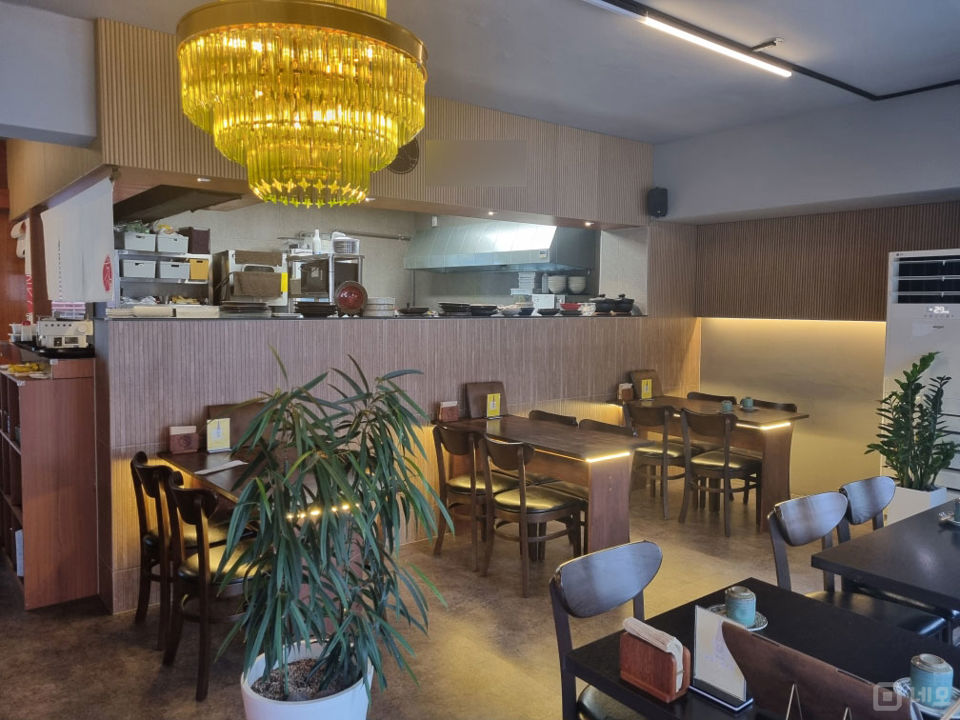 쌍문역 인근, 깔끔한 인테리어 완비된 창동 1층 이자카야 매물의 1번째 사진