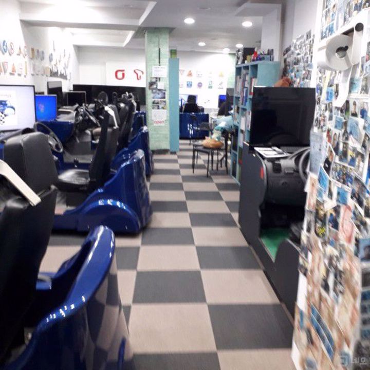 대로변 1층, 주목도 높은 불광동 상가 매물의 2번째 사진