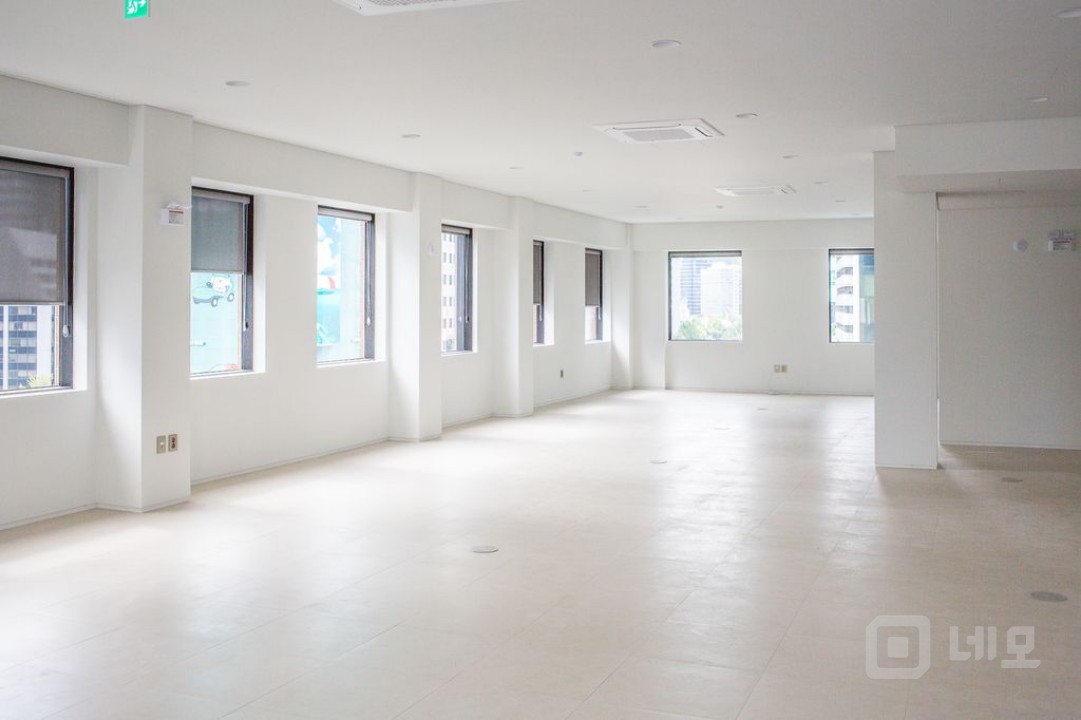 ▶ 1호선 종각역 도보 100m 신축급 올리모델링 프리미엄급 오피스 ◀ 매물의 2번째 사진