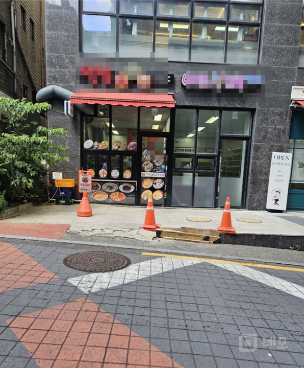 이대역 초역세권 1층 분식집 매물  매물의 5번째 사진