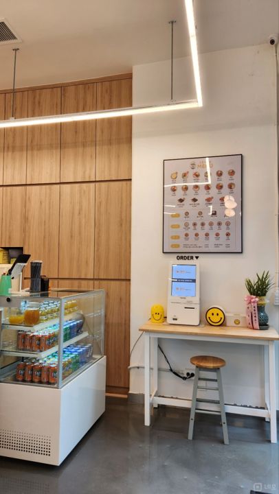 서초동 남부터미널역 역세권, 주방 시설 완비, 개방감 좋은 분식집 매물의 5번째 사진