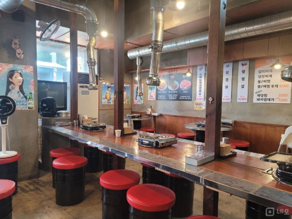 시설집기 포함, 인테리어 완비된 구의동 고깃집 매물의 3번째 사진