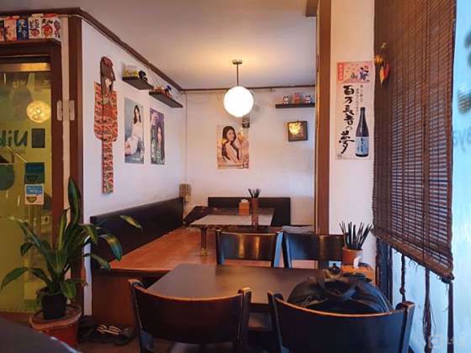 천호동 번화가에 위치한 요리주점 매물의 2번째 사진