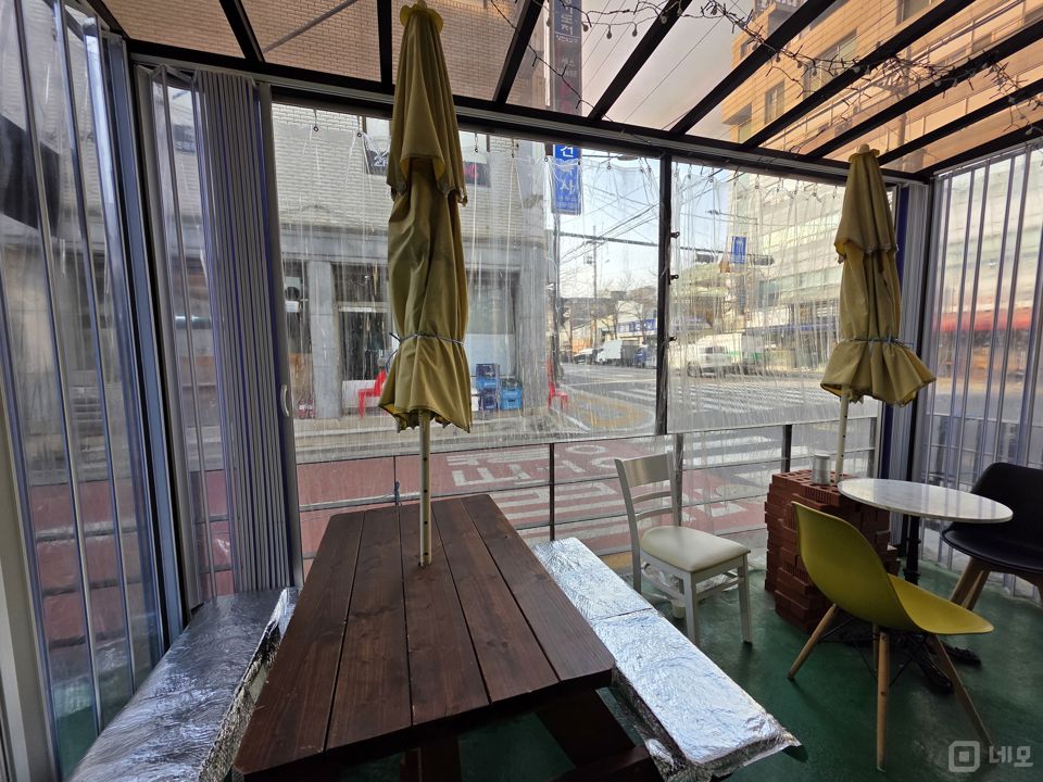 신정동 신정역 역세권, 깔끔한 인테리어, 단골고객 많은 카페 매물의 5번째 사진