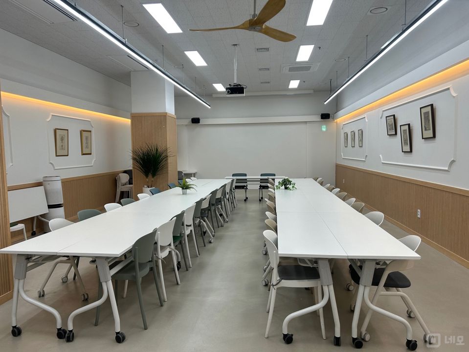 서초구 서초동, 인테리어 및 세팅 완비된 강의장 임대 매물의 4번째 사진